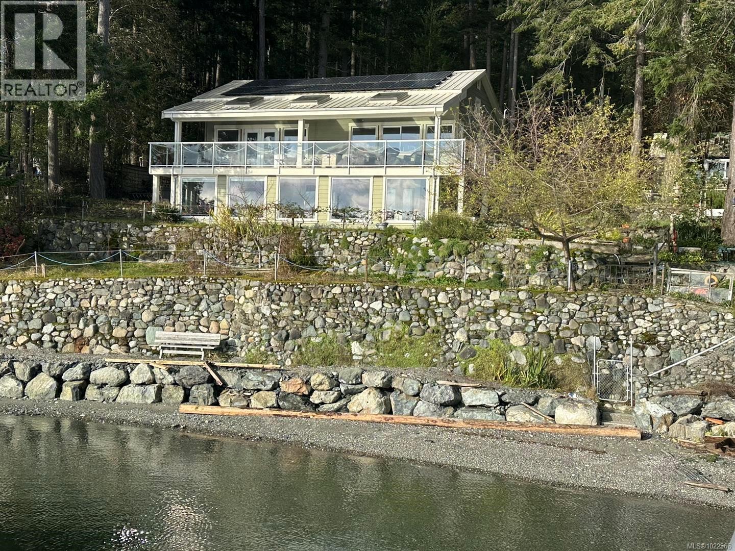 10 McKenzie Cres, Piers Island, British Columbia