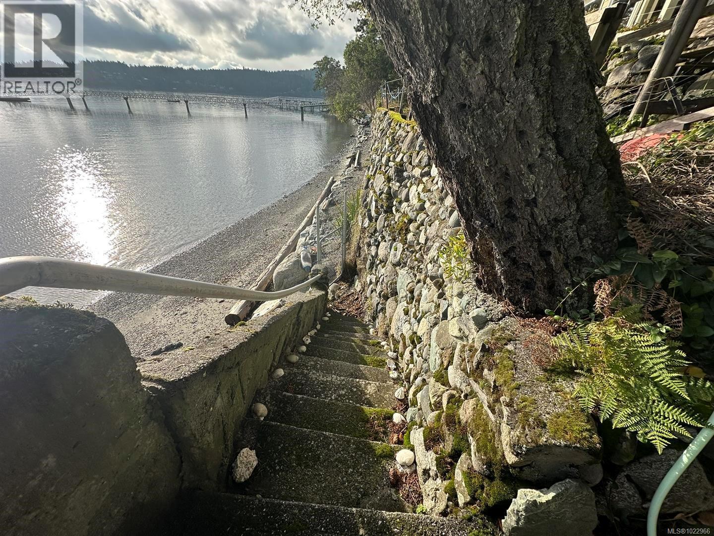 10 Mckenzie Cres, Piers Island, British Columbia  V8L 5Y7 - Photo 6 - 1022966