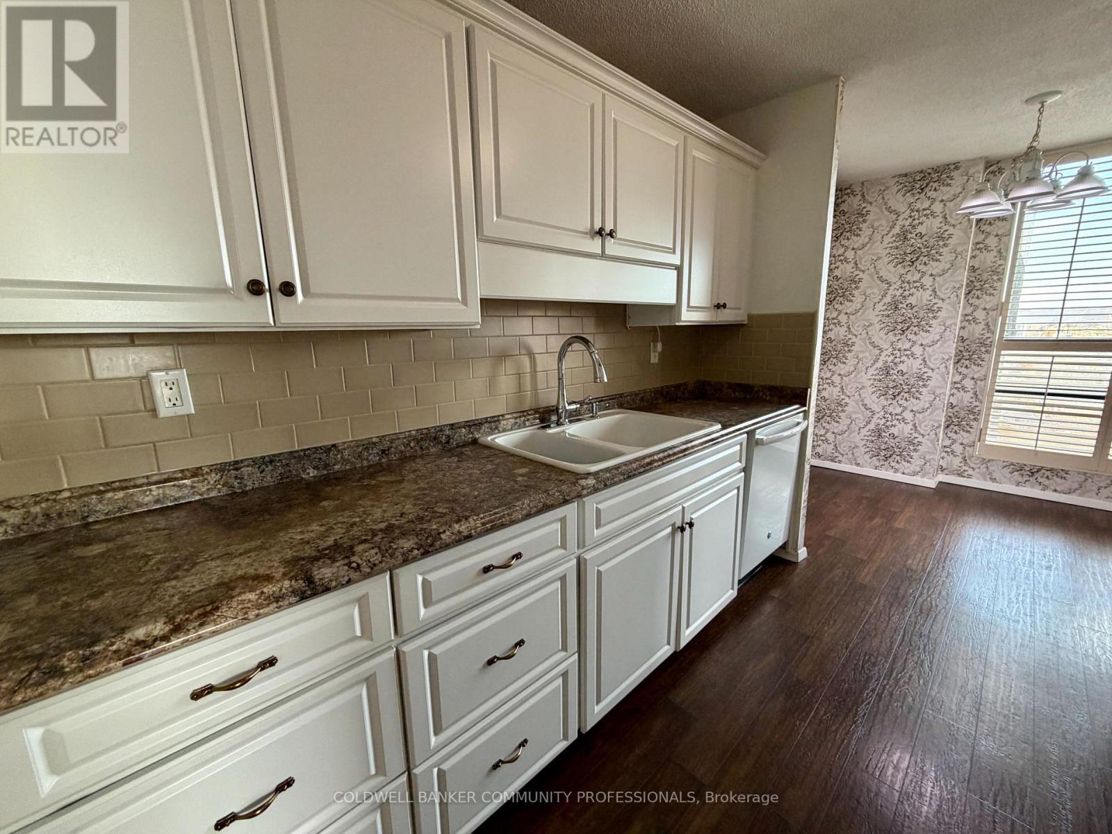 1101 - 222 Jackson Street W, Hamilton, Ontario  L8P 4S5 - Photo 11 - X12688930