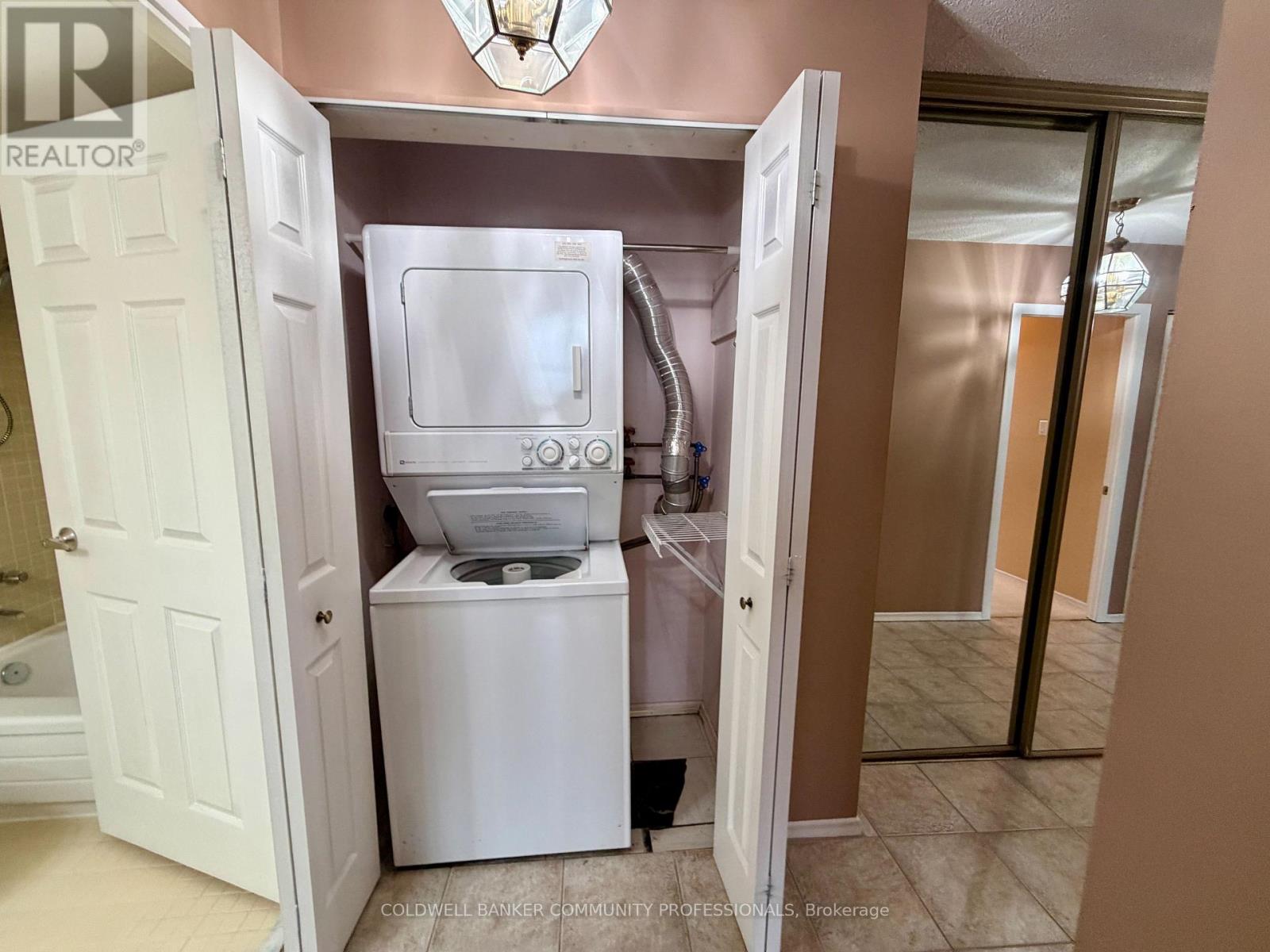 1101 - 222 Jackson Street W, Hamilton, Ontario  L8P 4S5 - Photo 25 - X12688930