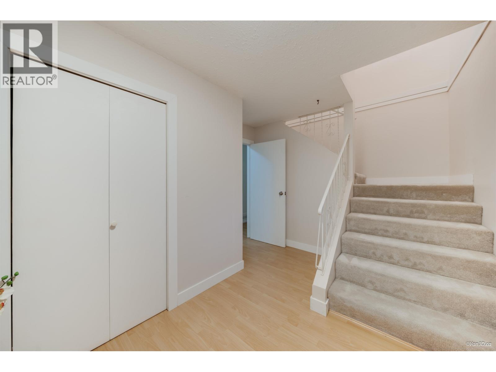 2813 Windrum Avenue, Coquitlam, British Columbia  V3B 6B8 - Photo 24 - R3078399