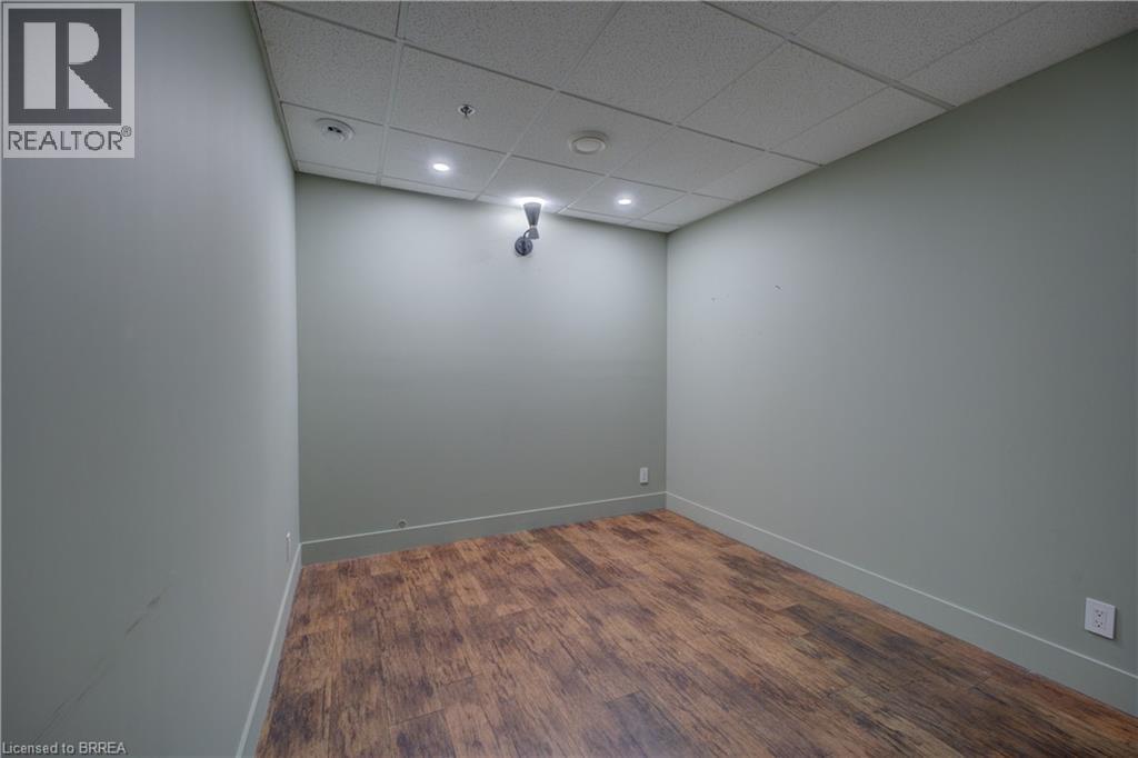 320 Colborne Street W Unit# 12, Brantford, Ontario  N3T 1M2 - Photo 10 - 40789142