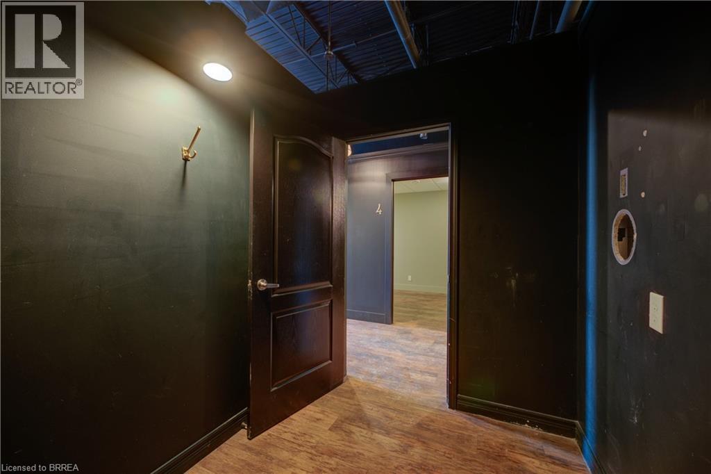 320 Colborne Street W Unit# 12, Brantford, Ontario  N3T 1M2 - Photo 12 - 40789142