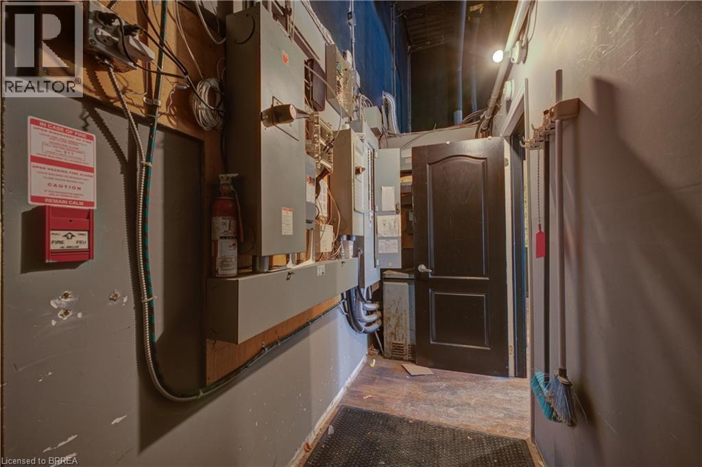 320 Colborne Street W Unit# 12, Brantford, Ontario  N3T 1M2 - Photo 19 - 40789142