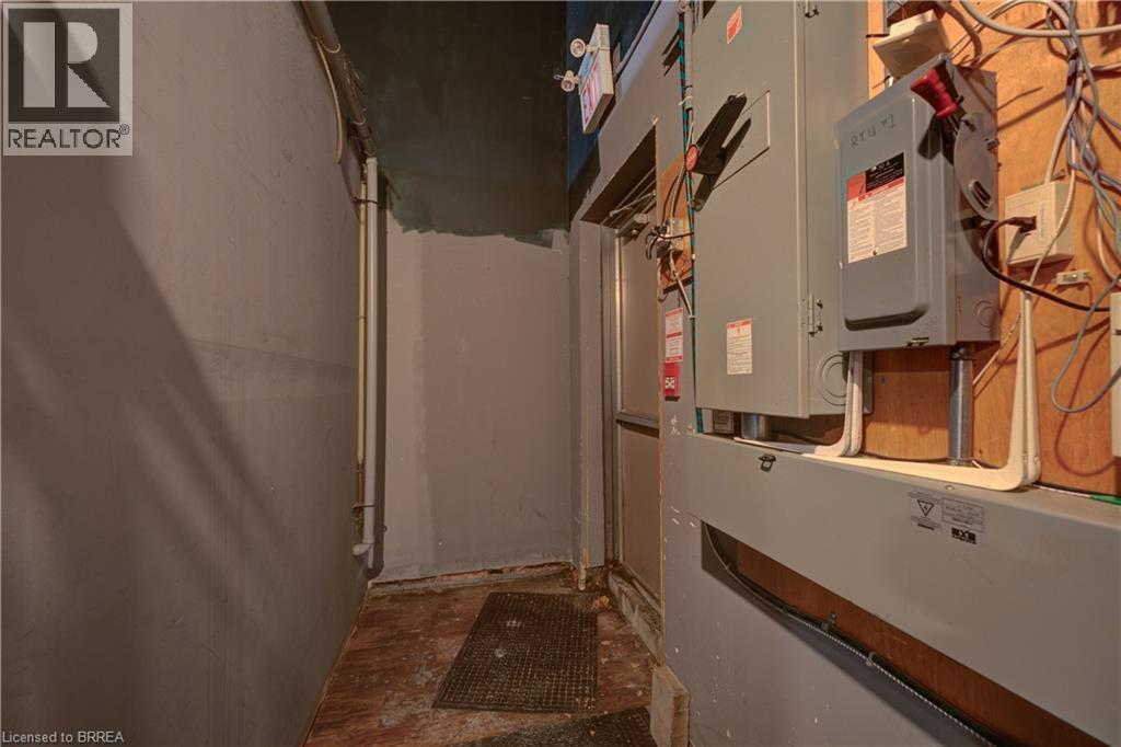 320 Colborne Street W Unit# 12, Brantford, Ontario  N3T 5L1 - Photo 20 - 40789106