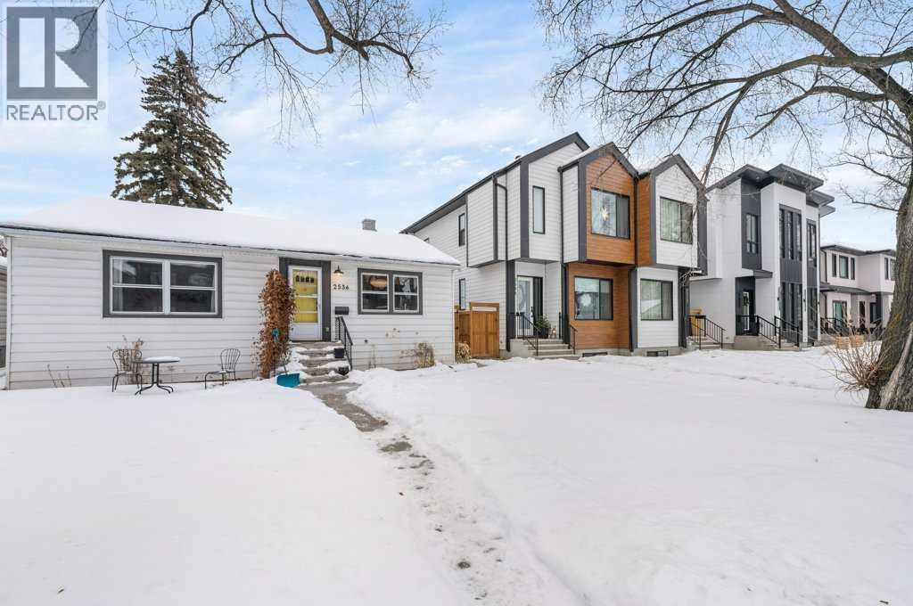 2536 4 Avenue Nw, Calgary, Alberta  T2N 0P4 - Photo 2 - A2278720
