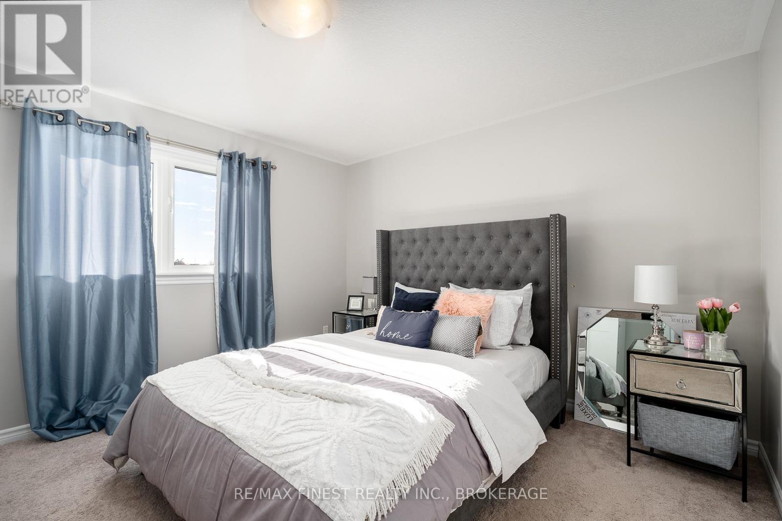 140 Simurda Court, Loyalist, Ontario  K7N 0A8 - Photo 20 - X12468923