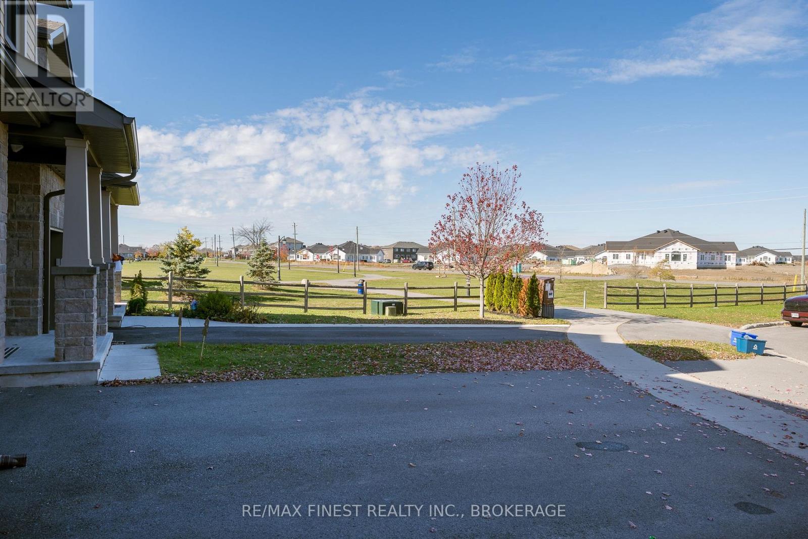 140 Simurda Court, Loyalist, Ontario  K7N 0A8 - Photo 30 - X12468923