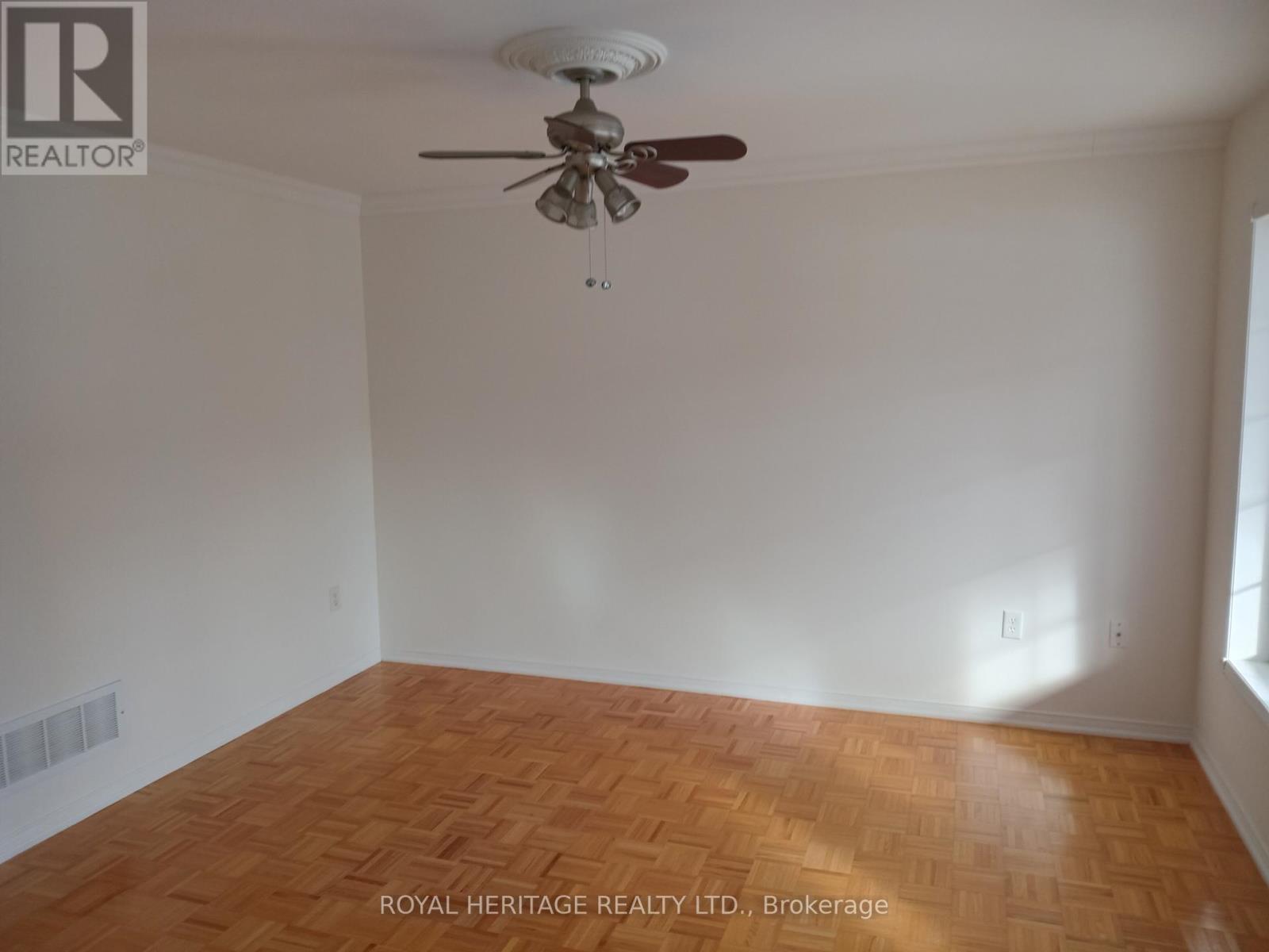 16 Corridale Avenue, Whitby, Ontario  L1M 2E8 - Photo 8 - E12689216