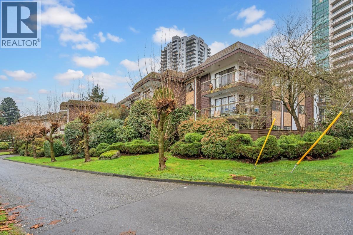 103 4345 Grange Street, Burnaby, British Columbia  V5H 1P4 - Photo 1 - R3078151