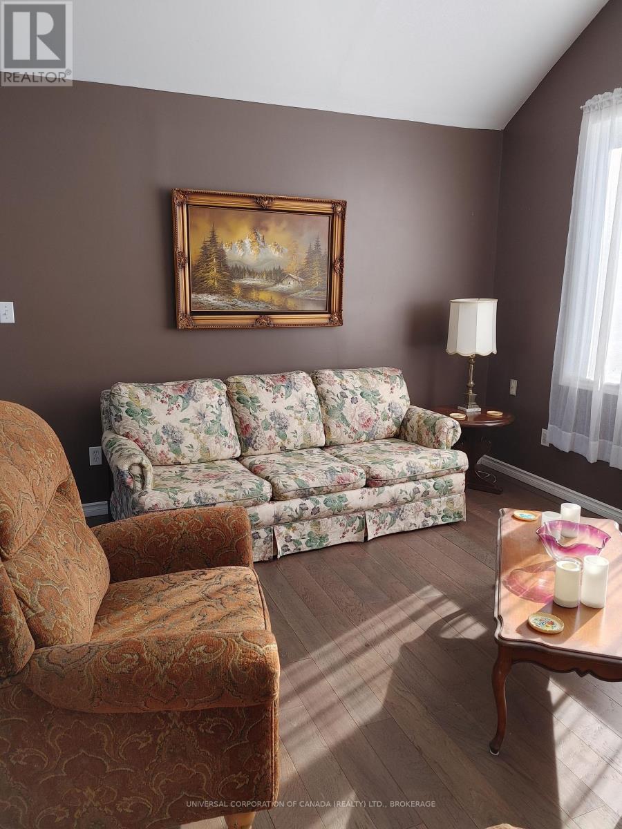 54582 Vienna Line, Bayham, Ontario  N0J 1T0 - Photo 43 - X12689056