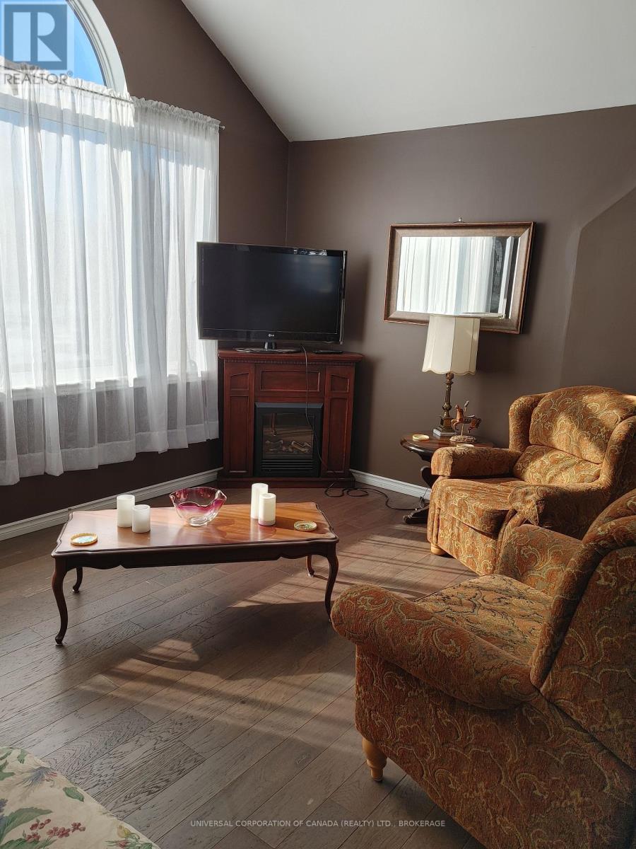 54582 Vienna Line, Bayham, Ontario  N0J 1T0 - Photo 44 - X12689056