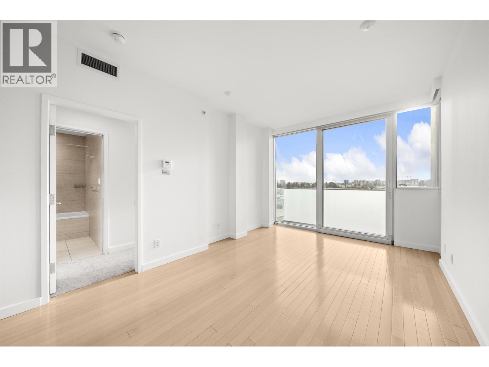 725 8080 Cambie Road, Richmond, British Columbia  V6X 0C1 - Photo 14 - R3078409