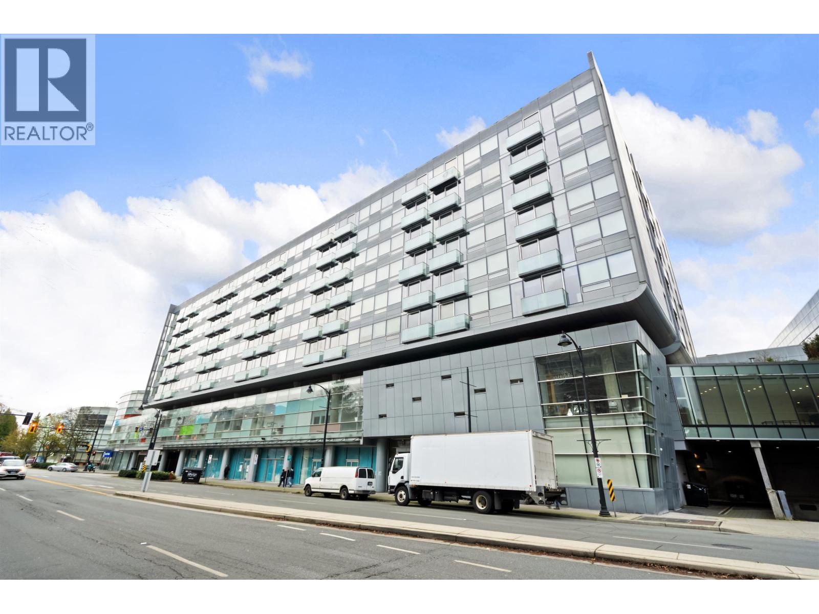 725 8080 Cambie Road, Richmond, British Columbia  V6X 0C1 - Photo 1 - R3078409