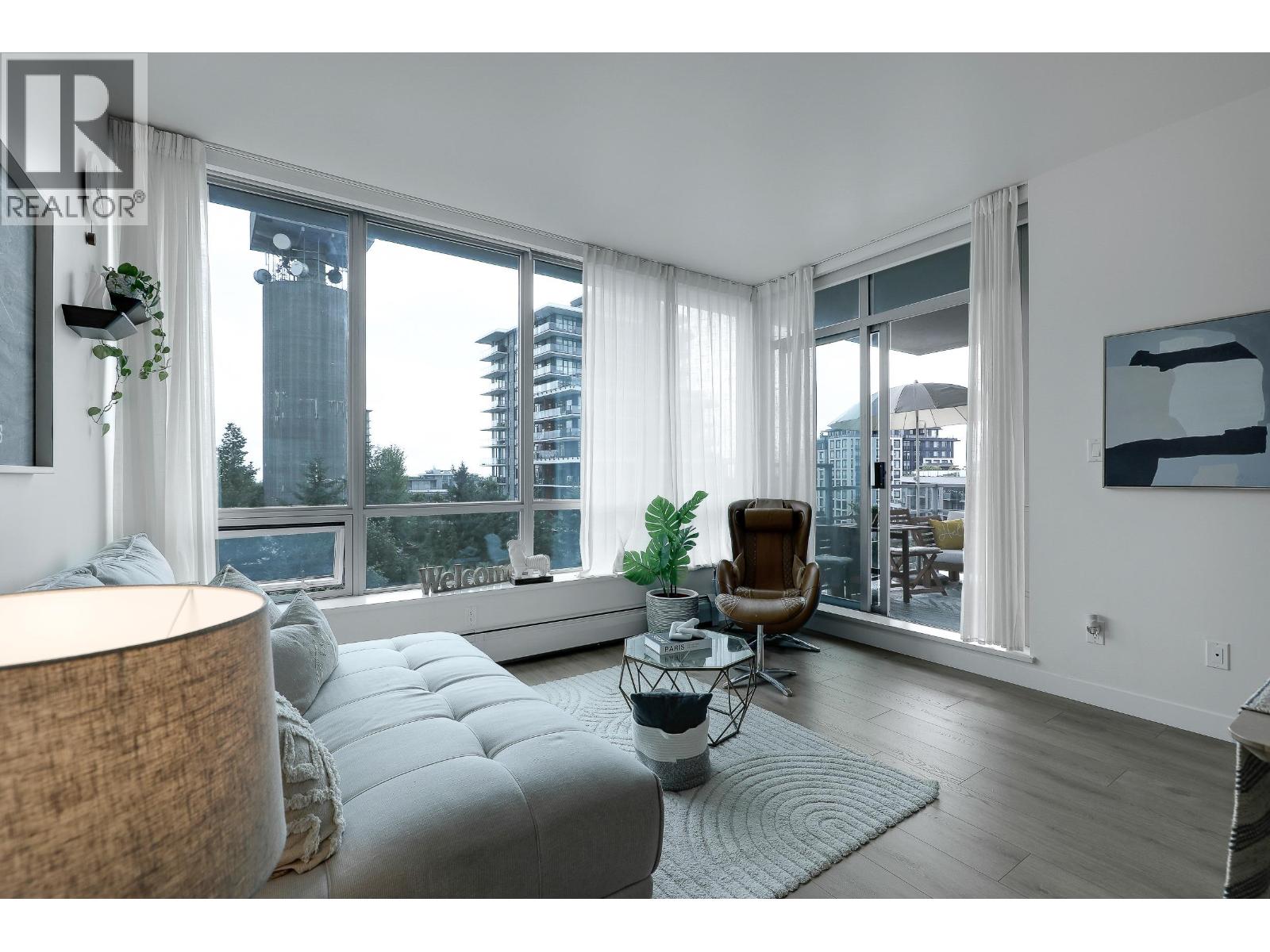 803 9060 University Crescent, Burnaby, British Columbia  V5A 0E1 - Photo 5 - R3078393