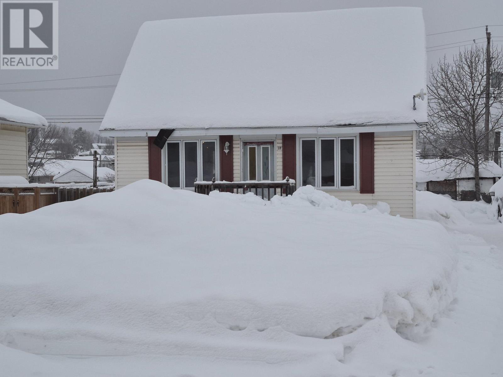 59 Manitou Road W, Manitouwadge, Ontario