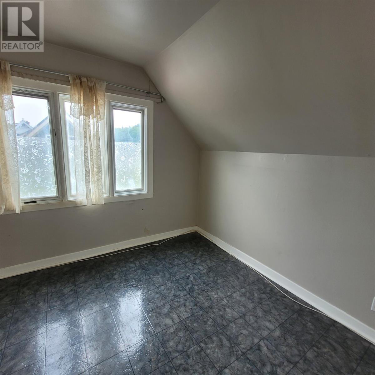 59 Manitou Road W, Manitouwadge, Ontario  P0T 2C0 - Photo 19 - TB252161