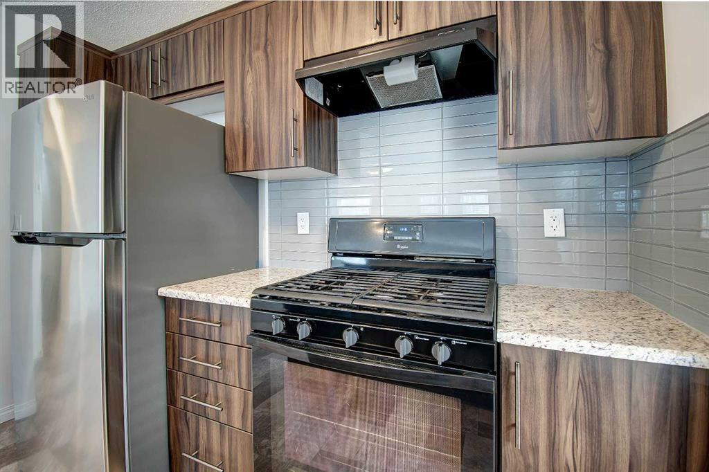 221 Hillcrest Gardens Sw, Airdrie, Alberta  T4B 4J2 - Photo 18 - A2277504