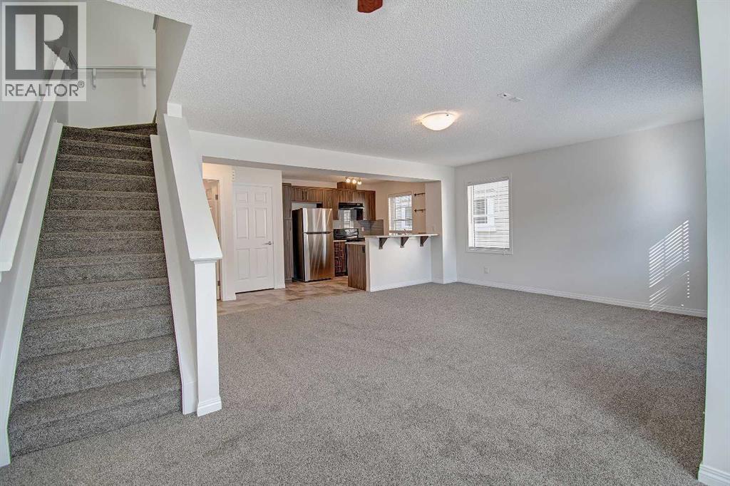 221 Hillcrest Gardens Sw, Airdrie, Alberta  T4B 4J2 - Photo 10 - A2277504