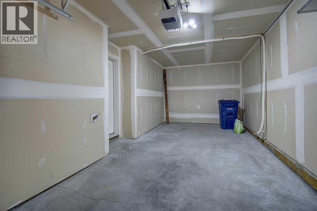 221 Hillcrest Gardens Sw, Airdrie, Alberta  T4B 4J2 - Photo 41 - A2277504