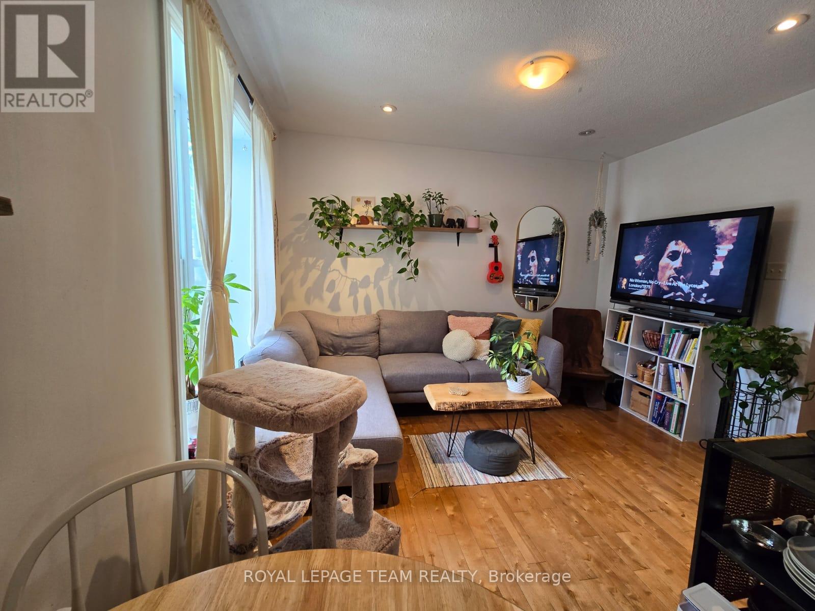 2 - 519 Lyon Street N, Ottawa, Ontario  K1R 5X8 - Photo 10 - X12689208