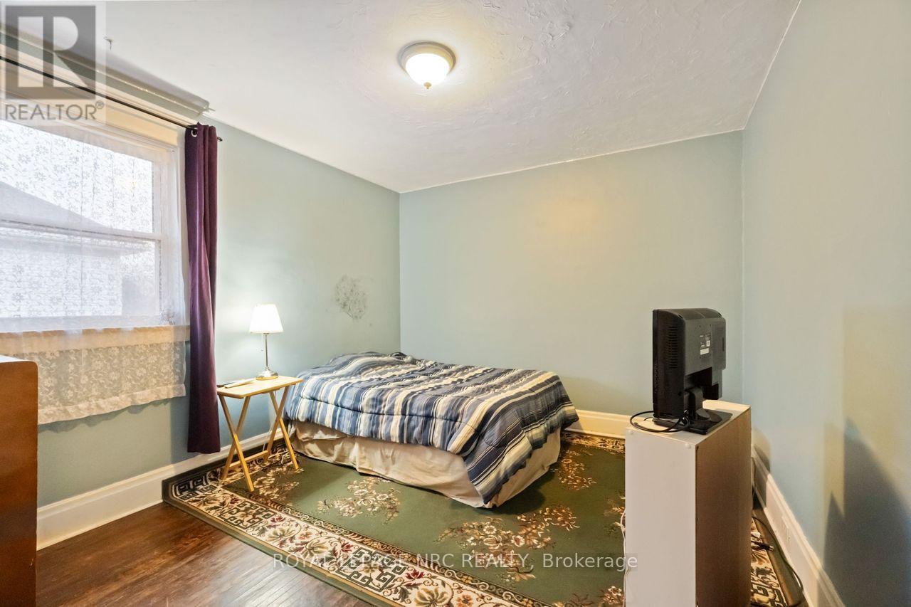 5322 Heywood Avenue, Niagara Falls, Ontario  L2E 4V6 - Photo 17 - X12689200