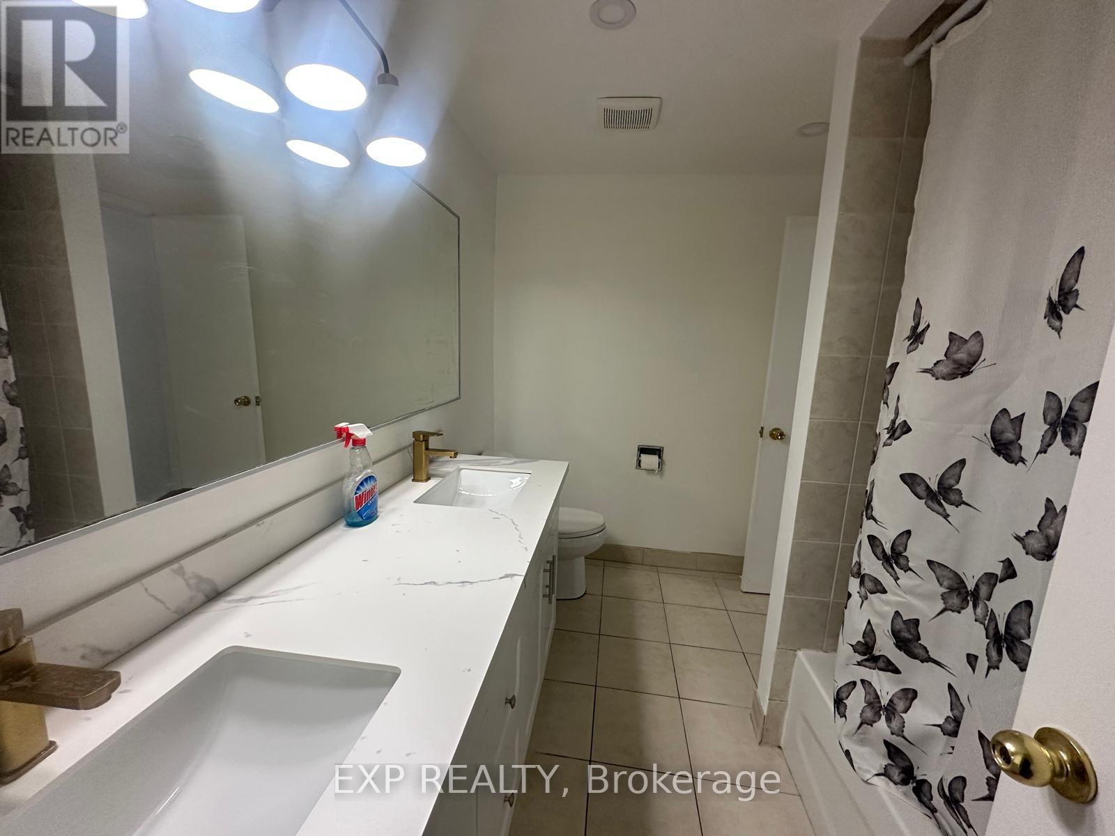 102 Rakewood Crescent, Toronto, Ontario  M1V 1M7 - Photo 18 - E12554816