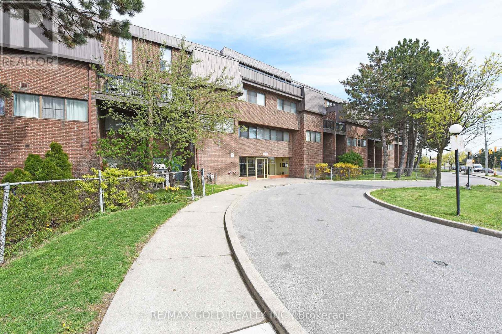 117 - 3455 Morning Star Drive, Mississauga, Ontario  L4T 3T9 - Photo 1 - W12368306