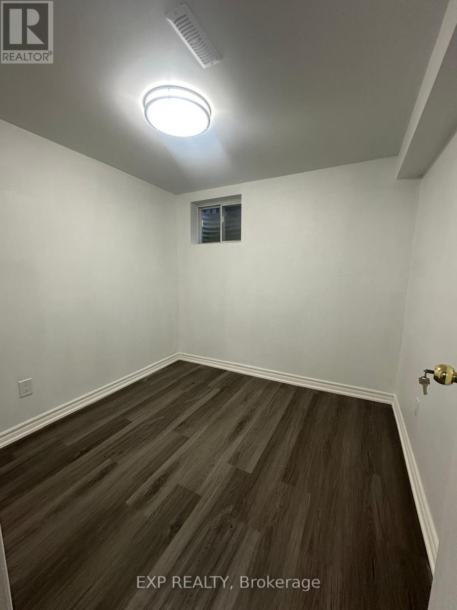 102 Rakewood Crescent, Toronto, Ontario  M1V 1M7 - Photo 22 - E12554816