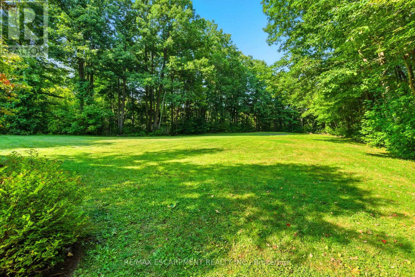 26 Parkshore Place, Hamilton, Ontario  L0R 1H1 - Photo 48 - X12398725