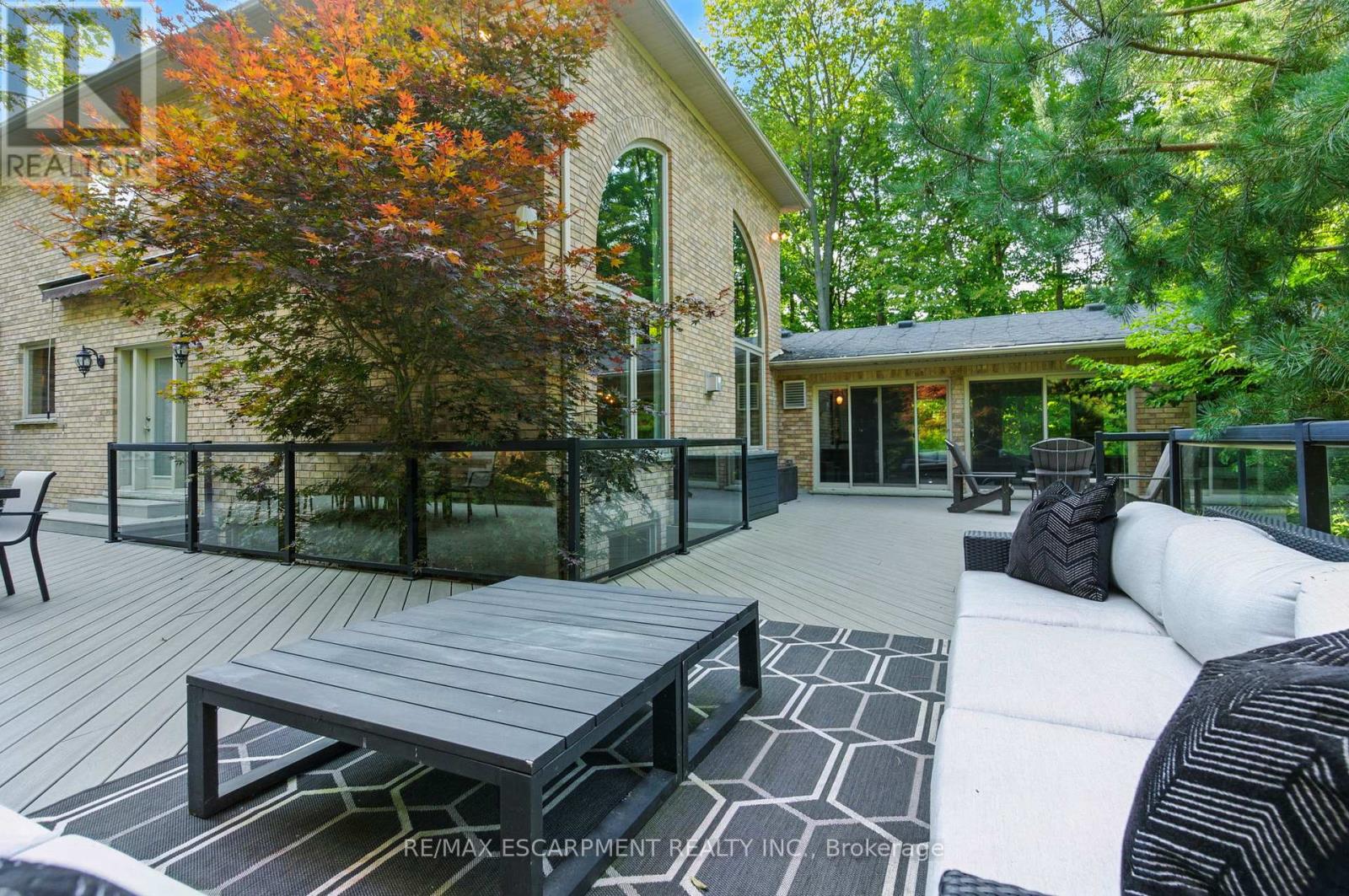 26 Parkshore Place, Hamilton, Ontario  L0R 1H1 - Photo 45 - X12398725