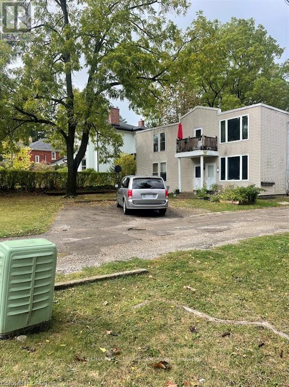 74 WILLIAM STREET W, Waterloo, Ontario