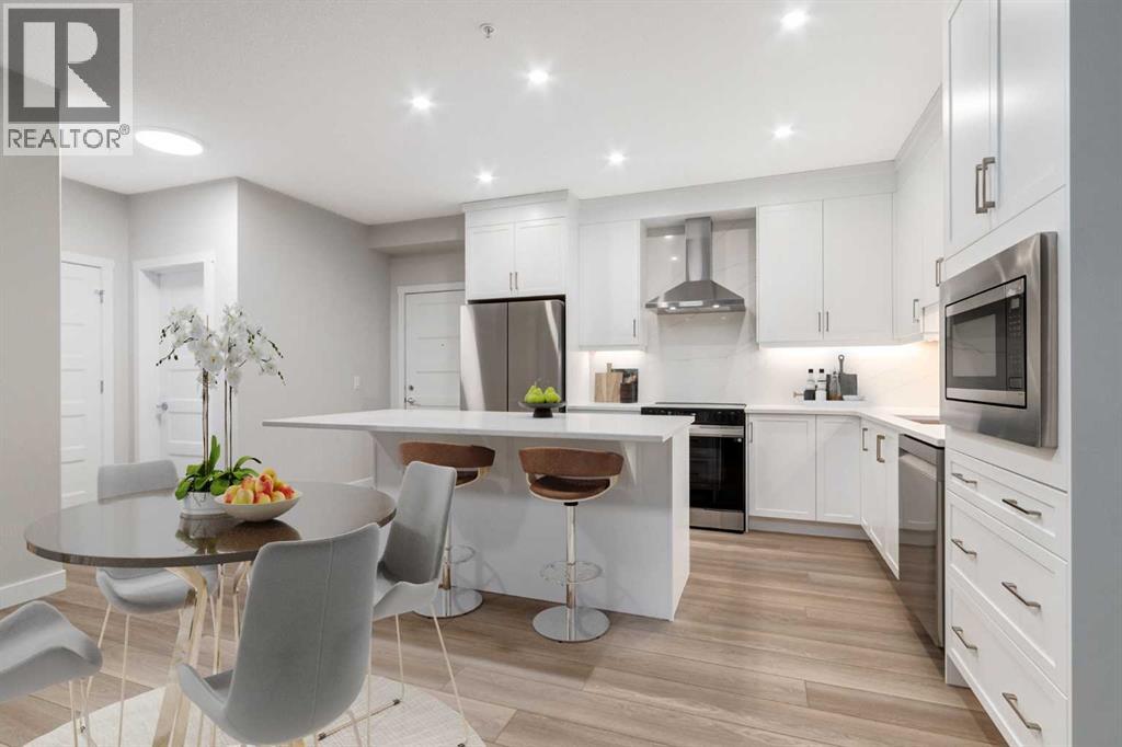 2113, 2117 81 Street SW, Calgary, Alberta