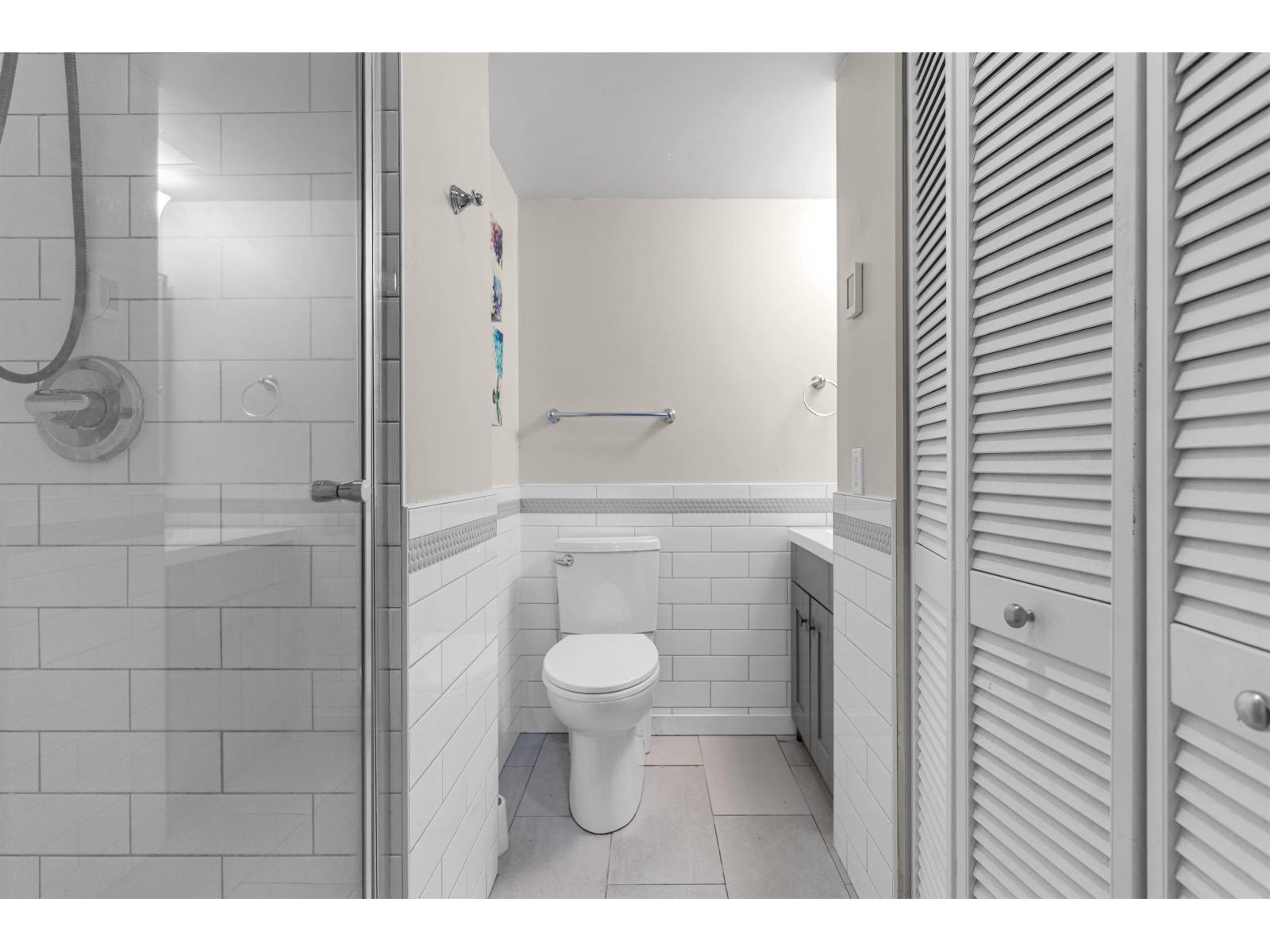 11585 Royal Crescent, Surrey, British Columbia  V3V 6V5 - Photo 26 - R3078000