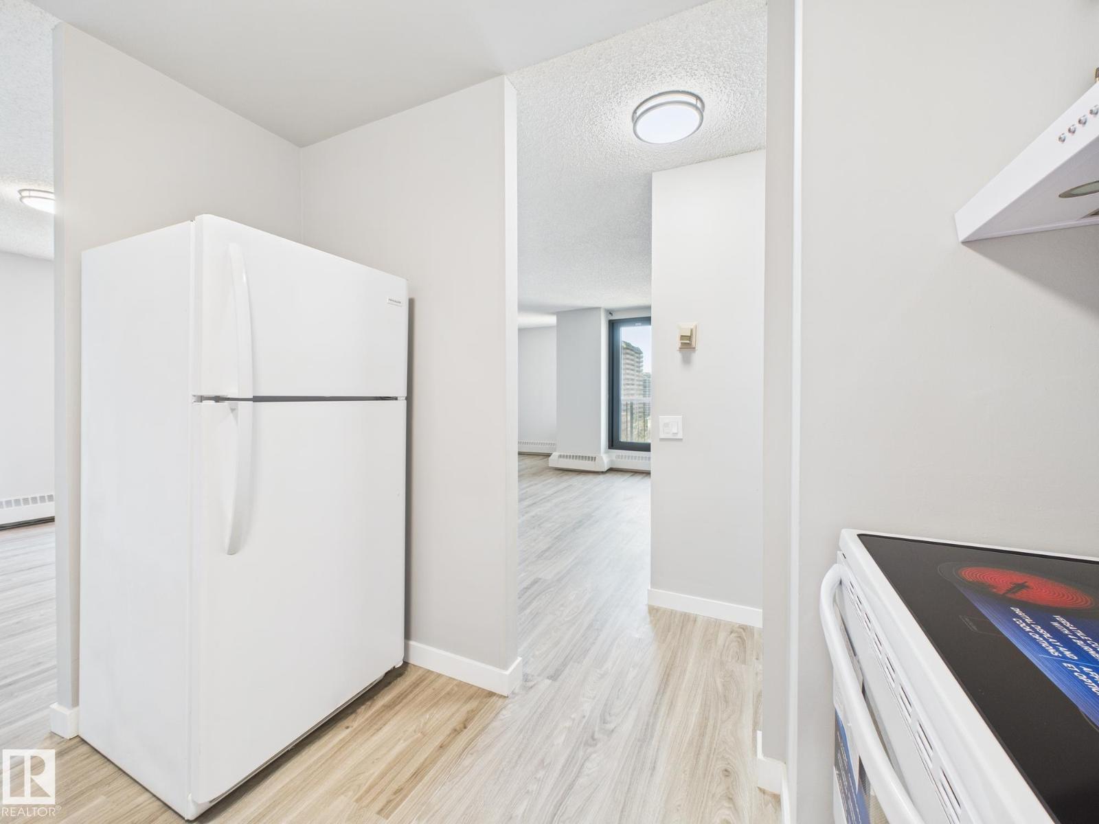 #810c 10145 109 St Nw, Edmonton, Alberta  T5J 3M5 - Photo 11 - E4469804