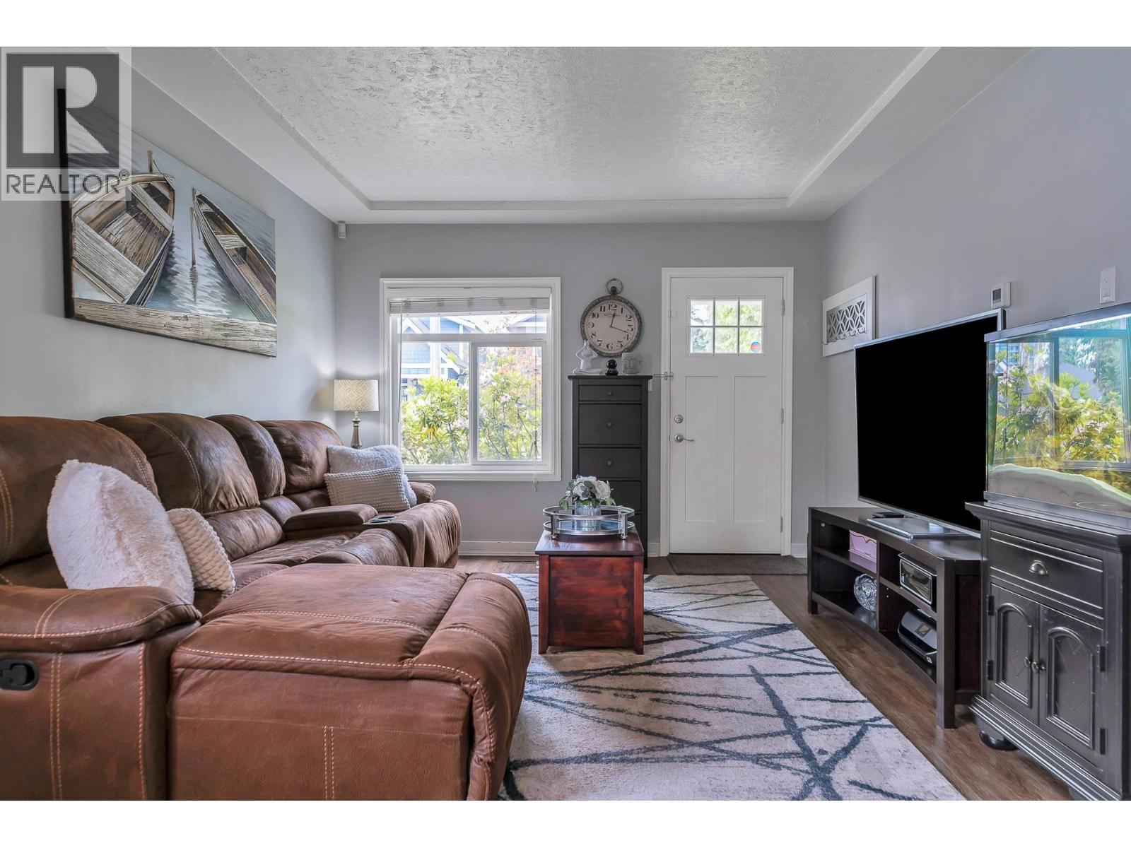 221 Lebleu Street, Coquitlam, British Columbia  V3K 4L7 - Photo 9 - R3061312