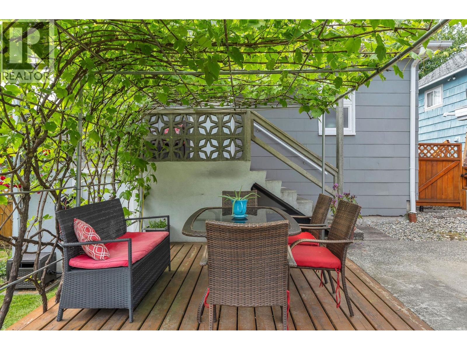 221 Lebleu Street, Coquitlam, British Columbia  V3K 4L7 - Photo 26 - R3061312