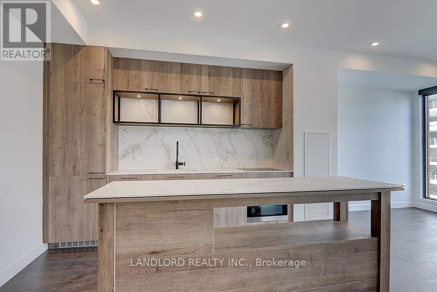 918 - 505 Richmond Street W, Toronto, Ontario  M5V 1Y3 - Photo 2 - C12689080