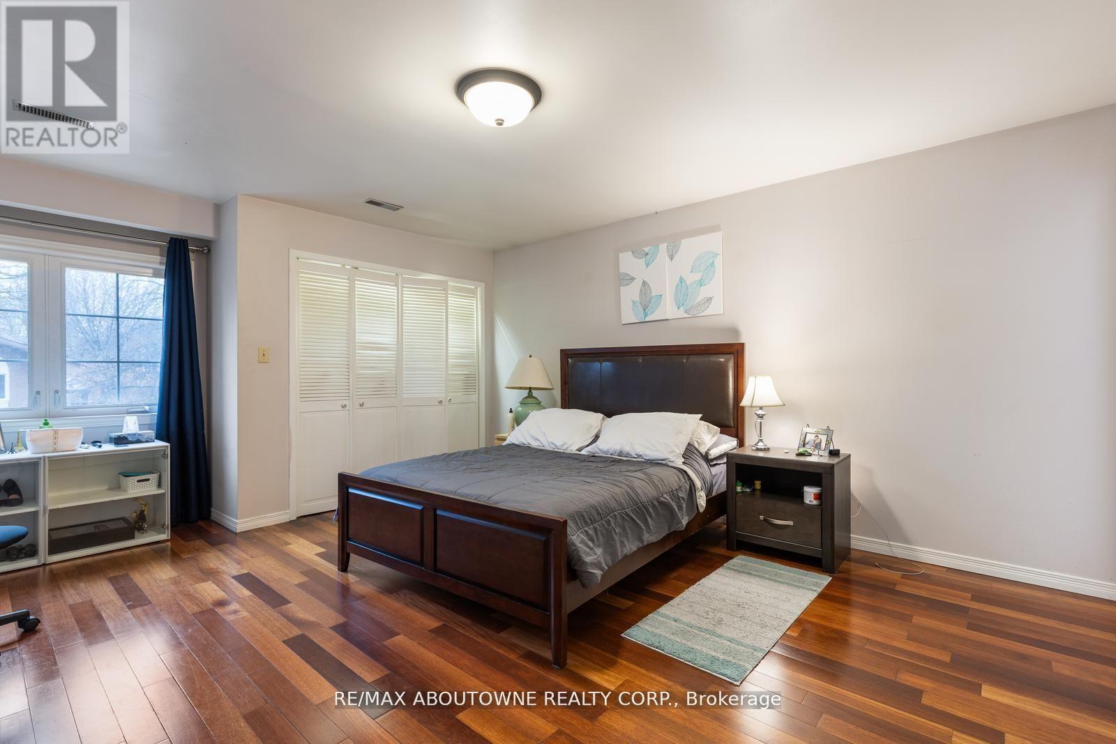 Upper - 14 Angus Drive, Toronto, Ontario  M2J 2X1 - Photo 11 - C12689186