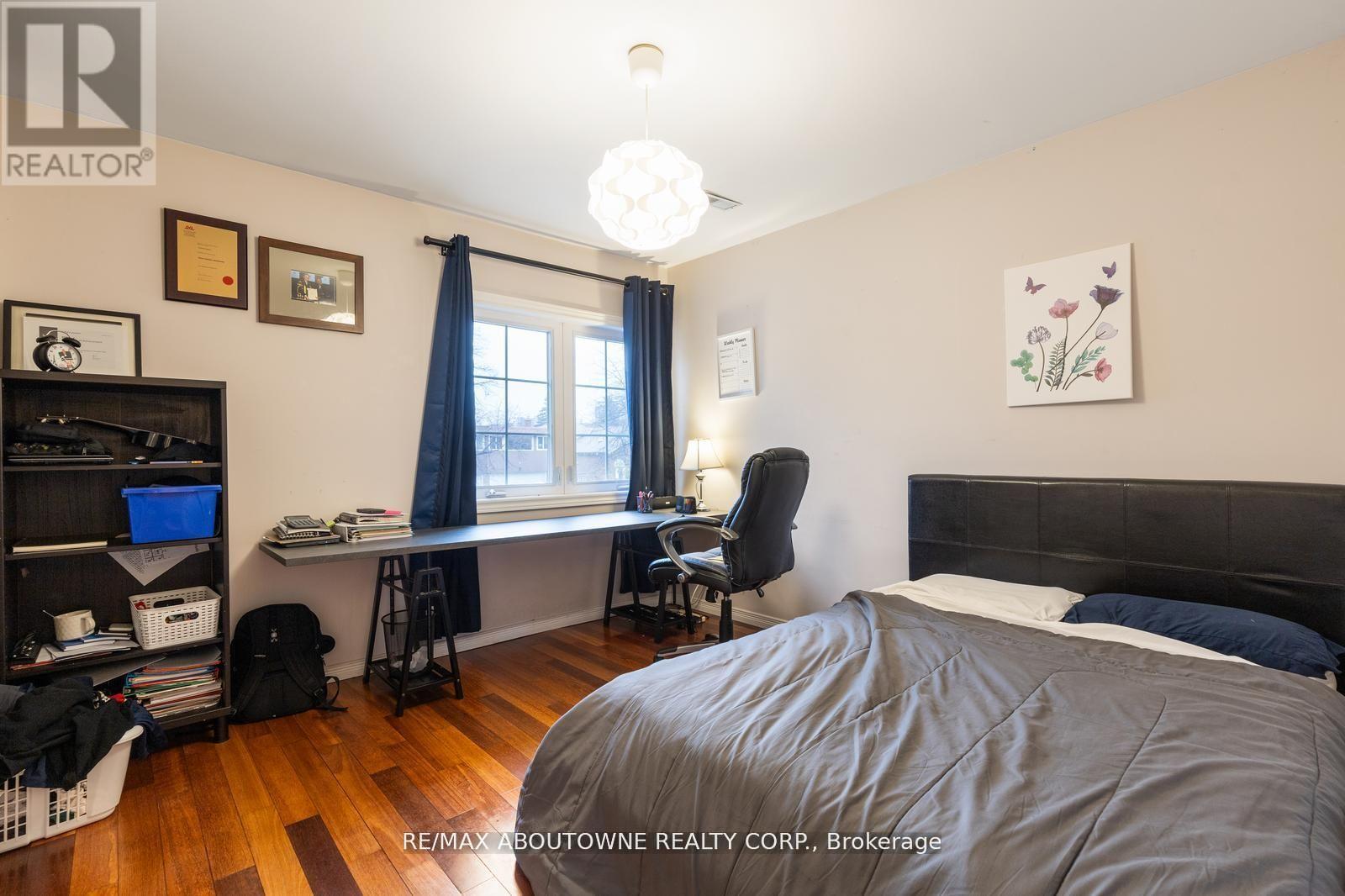 Upper - 14 Angus Drive, Toronto, Ontario  M2J 2X1 - Photo 15 - C12689186