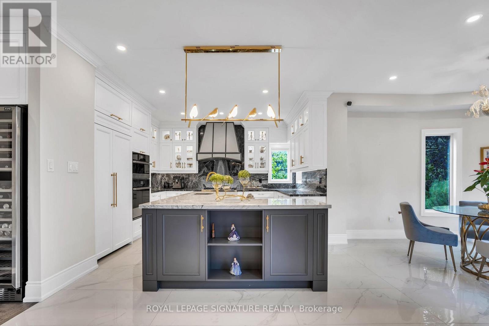 1067 Ivsbridge Boulevard, Newmarket, Ontario  L3X 1N3 - Photo 13 - N12689116