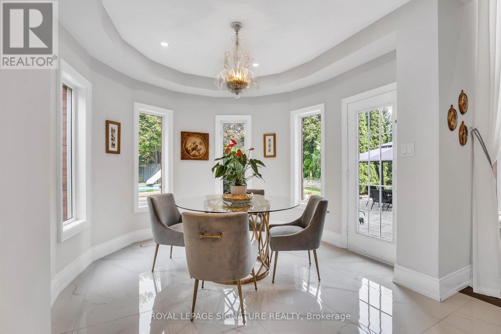 1067 Ivsbridge Boulevard, Newmarket, Ontario  L3X 1N3 - Photo 14 - N12689116