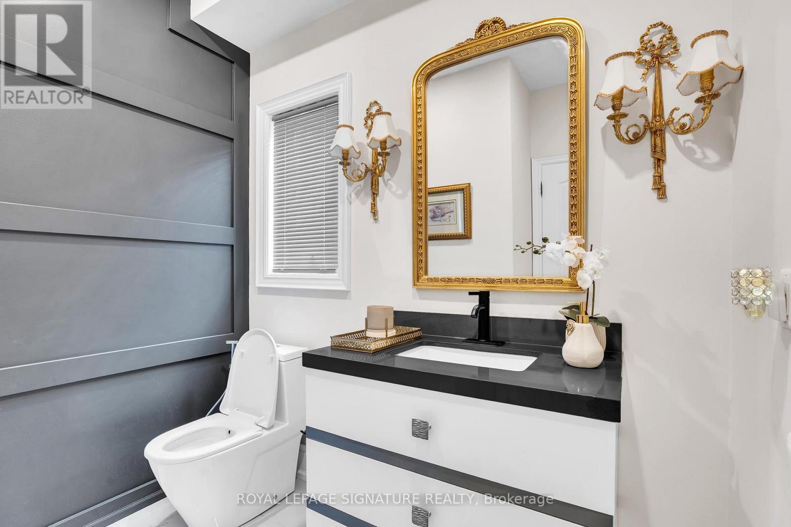 1067 Ivsbridge Boulevard, Newmarket, Ontario  L3X 1N3 - Photo 16 - N12689116