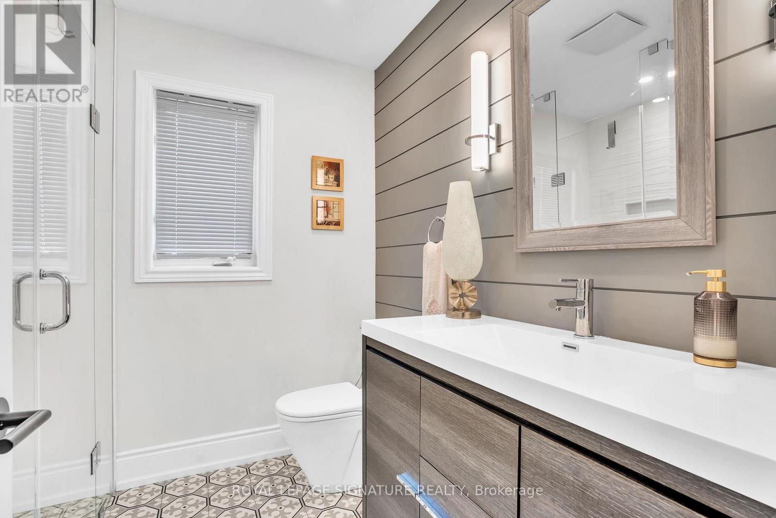 1067 Ivsbridge Boulevard, Newmarket, Ontario  L3X 1N3 - Photo 28 - N12689116