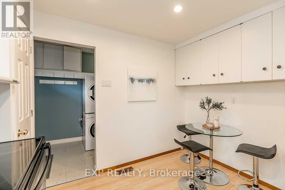 506 Duclos Point Road, Georgina, Ontario  L0E 1N0 - Photo 11 - N12689136