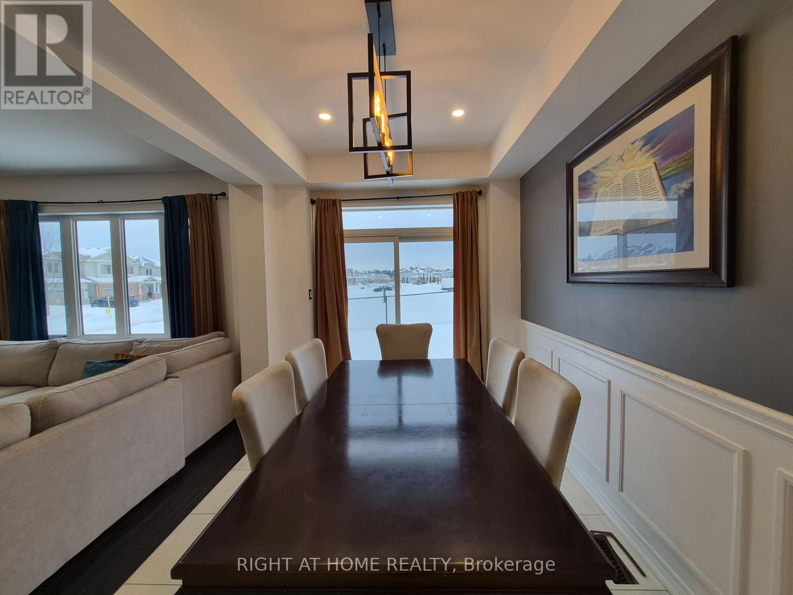 57 Sasco Way, Essa, Ontario  L3W 0C8 - Photo 12 - N12689182