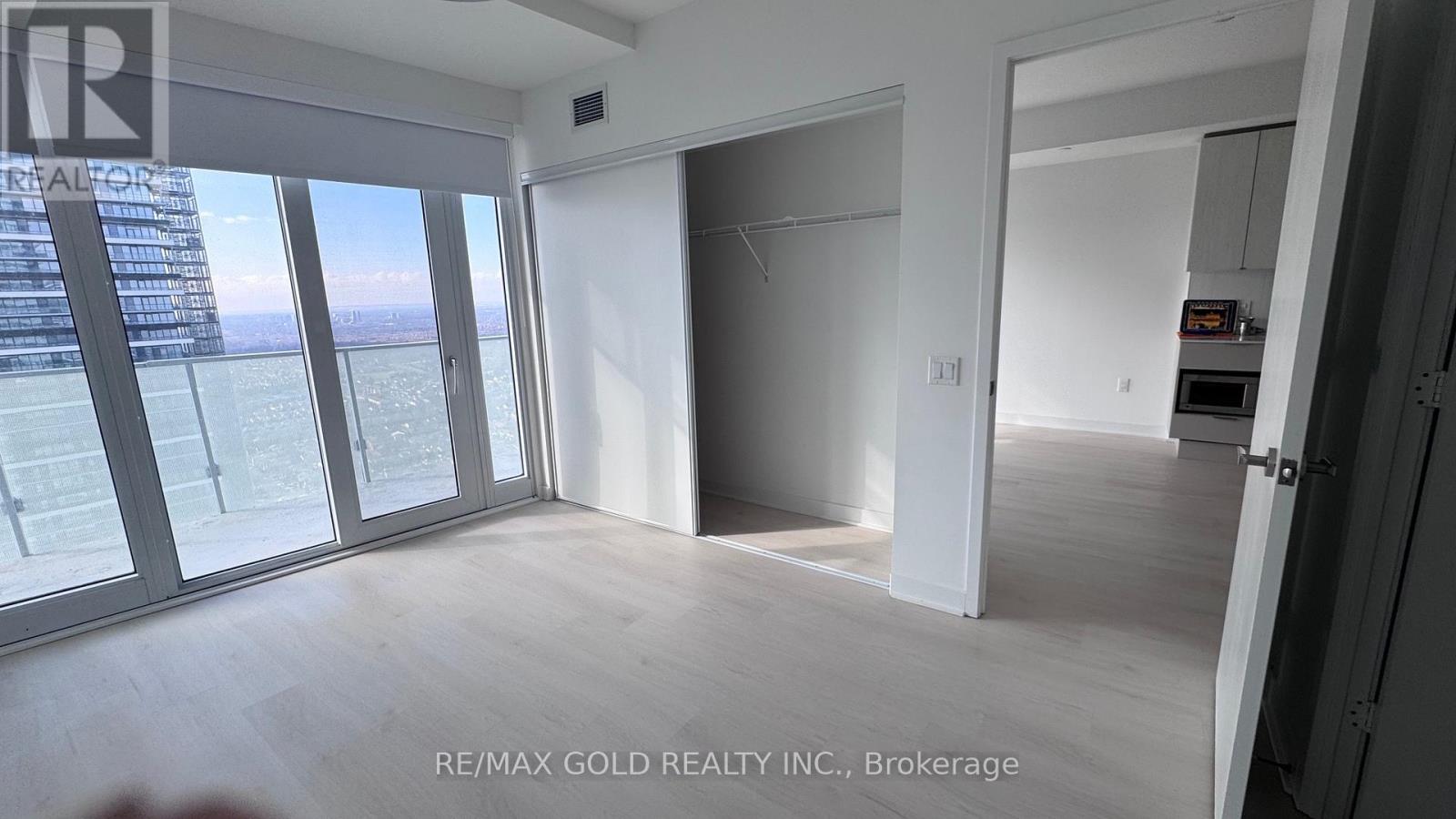 4506 - 3900 Confederation Parkway, Mississauga, Ontario  L5B 0M3 - Photo 19 - W12688632