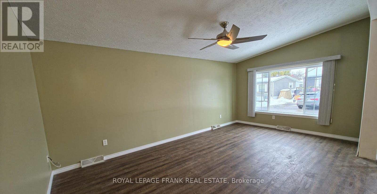 20 Elm St Pvt Street, Puslinch, Ontario  N0B 2J0 - Photo 12 - X12642642