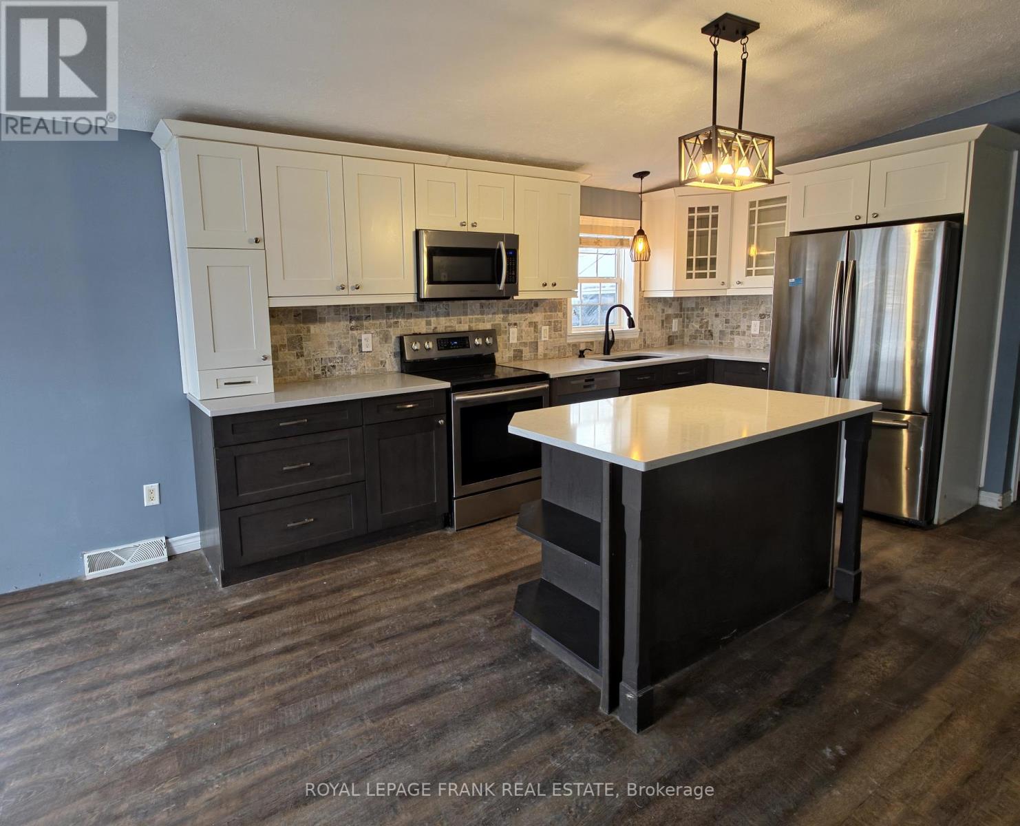 20 Elm St Pvt Street, Puslinch, Ontario  N0B 2J0 - Photo 3 - X12642642