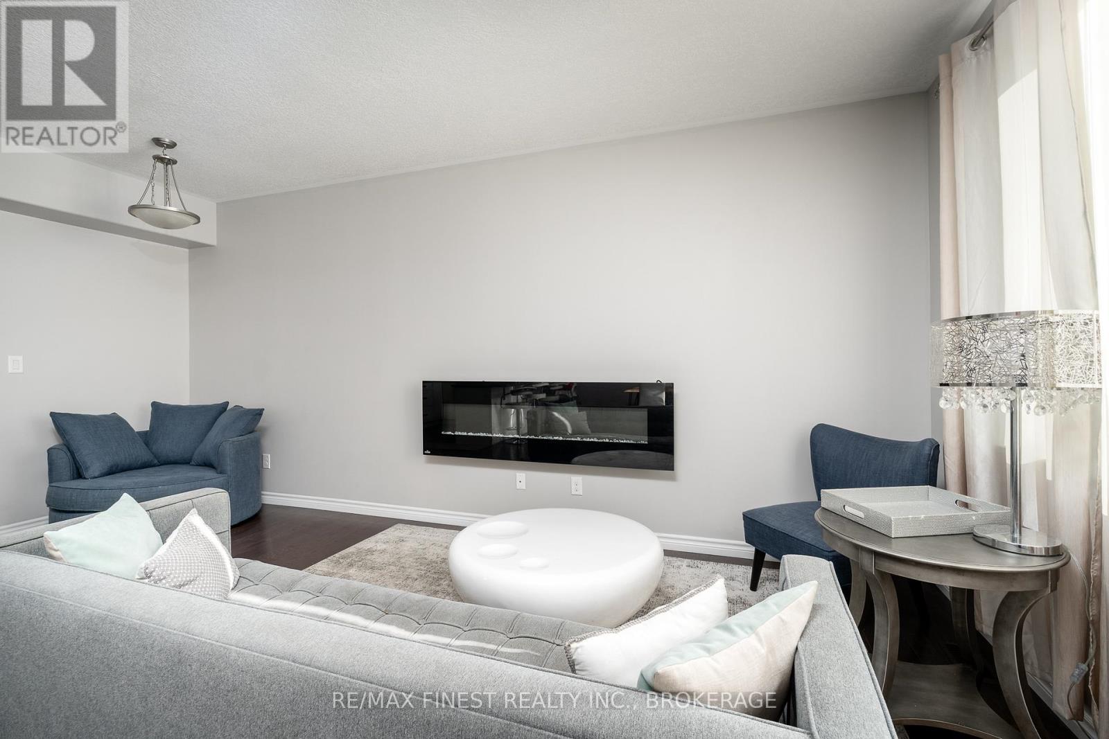 140 Simurda Court, Loyalist, Ontario  K7N 0A8 - Photo 7 - X12468923